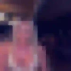 rencontre sexe à Amboise : photo de Eglantine, 19 ans - sans engagement