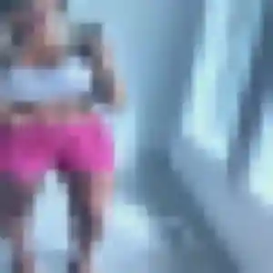 Khadija, 22 ans, connectée à Aubergenville pour un rencontre sexe