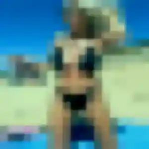 Brune, 22 ans, dispo pour rencontre sexe à Aubigny-sur-Nère