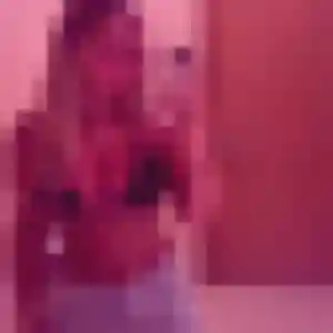 Mylene, 21 ans, connectée à Avignon pour une rencontre coquine
