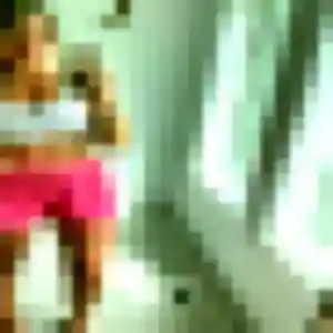 Elvire, 21 ans, en ligne à Beaumont pour une rencontre coquine