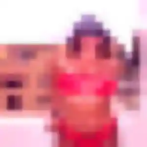 Kenza, 41 ans, cherche un rencontre sexe à Bobigny