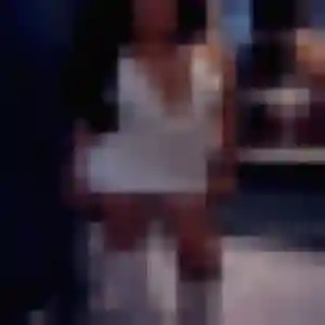Lina, 38 ans, connectée à Bordeaux pour une rencontre coquine