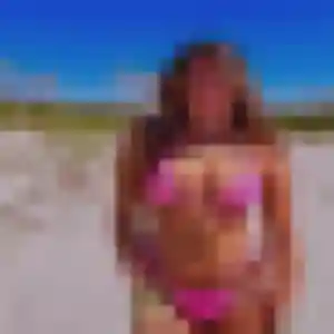 rencontre sexe à Bouc-Bel-Air : photo de Emeraude, 19 ans - accès libre