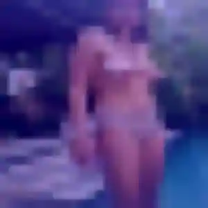 Rejoins Djamila, 32 ans à Champagne-sur-Seine en privé