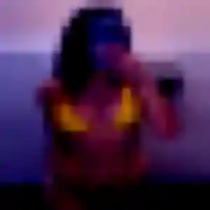 Karima, 45 ans, dispo pour rencontre sexe à Chatou