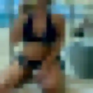 Maeva, 27 ans, veut un rencontre sexe à Chazelles-sur-Lyon