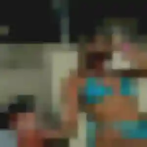 Flore, femme de 25 ans cherche rencontre sexe à Courbevoie