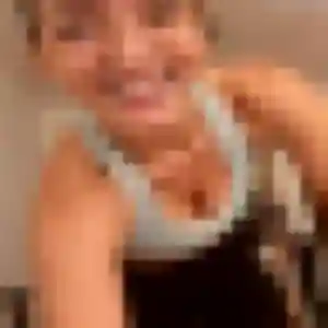 Photo sexy de Clotilde, 37 ans à Croix - rencontre sans lendemain