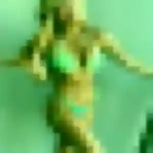 Rejoins Salome, 32 ans à Drusenheim en t'inscrivant
