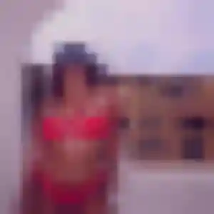 Cyrielle, 25 ans, cherche un rencontre sexe à Ergué-Gabéric