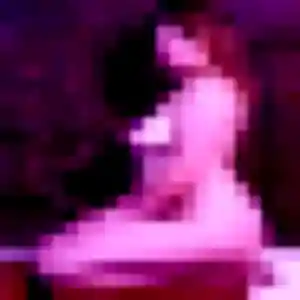 Emilie, femme de 22 ans propose rencontre sexe à Fréjus
