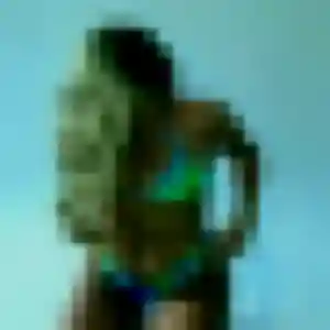 Emilie, 35 ans, cherche un rencontre sexe à Genas
