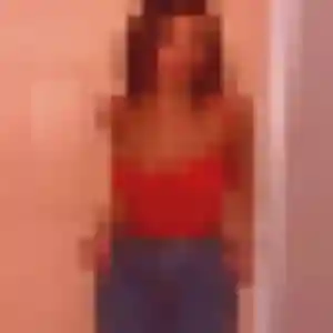 rencontre sexe à Huningue : profil de Eva, 19 ans - sans engagement