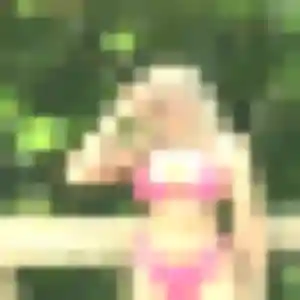 Rebecca, 23 ans, en ligne à Illzach pour un rencontre sexe