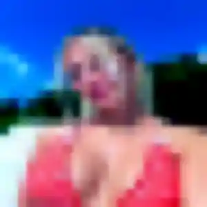 Photo de Brune à L'Étang-Salé (32 ans) - rencontre sexe anonyme