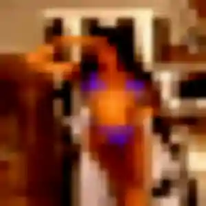 Anouk, 26 ans, connectée à Lattes pour un rencontre sexe