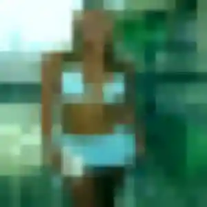 Claire de Le Chambon-Feugerolles, 25 ans - rencontre sexe discret
