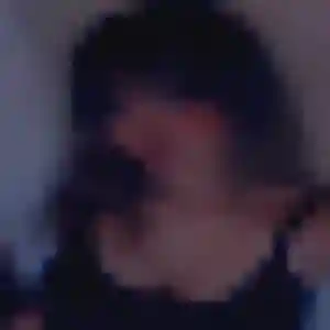 Zineb, 27 ans, en ligne à Linas pour une rencontre coquine