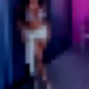 Alessandra (34 ans) à Magny-les-Hameaux cherche une rencontre maintenant
