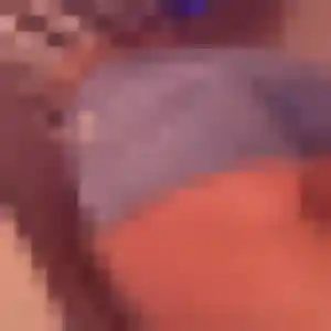 Lucie, 22 ans, cherche un rencontre sexe à Mamers