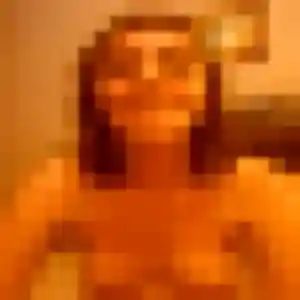 Olivia de Montrond-les-Bains, 36 ans - rencontre sexe discret