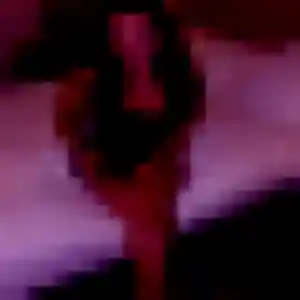 Laetitia, 20 ans, connectée à Nérac pour un rencontre sexe