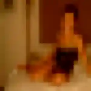 Coralie, 44 ans, dispo pour rencontre sexe à Parentis-en-Born