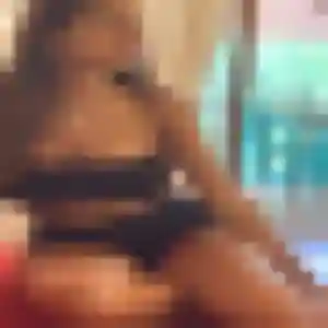 Imane, 23 ans, veut un rencontre sexe à Pordic
