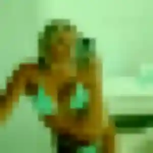 Theresa, 27 ans, connectée à Quesnoy-sur-Deûle pour un rencontre sexe