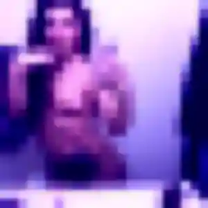 Brunehilde (32 ans) à Redon cherche un rencontre sexe ce soir