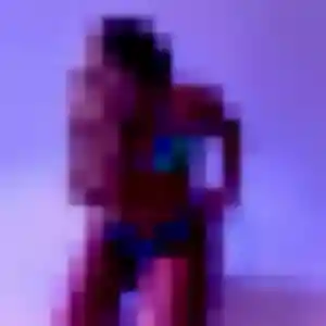 Anna, femme de 24 ans propose rencontre sexe à Saint-Benoît