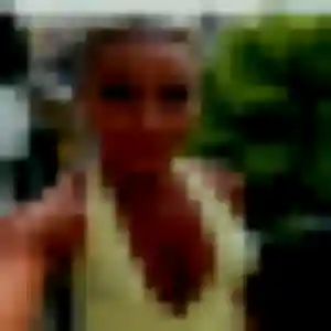 Contacte Stephanie, 28 ans à Saint-Berthevin en t'inscrivant