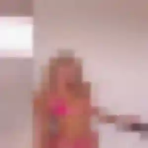 Belle Edith, 22 ans à Saint-Étienne-au-Mont - voir sa photo