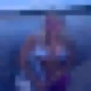 Photo exclusive de Rym, 25 ans à Saint-Martin-le-Vinoux - plan discret