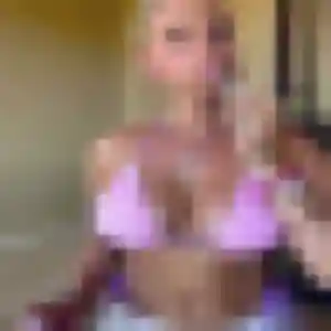 Photo de Raphaelle à Saint-Rambert-d'Albon (37 ans) - rencontre sexe gratuit