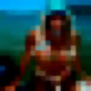 Zephyrine, 27 ans, connectée à Sainte-Marie pour une rencontre coquine