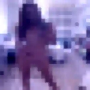 Découvre Jennifer, 26 ans à Saran en privé