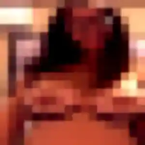 Lena, femme de 34 ans veut rencontre sexe à Solliès-Toucas