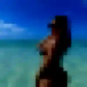 Romina, 22 ans, en ligne à Veigné pour un rencontre sexe
