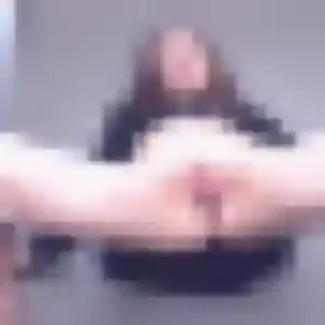 Vera, 45 ans, en ligne à Vélizy-Villacoublay pour une rencontre coquine