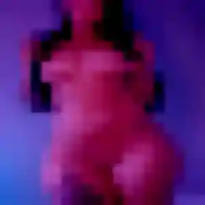 Rym, femme de 32 ans cherche rencontre sexe à Vic-le-Comte